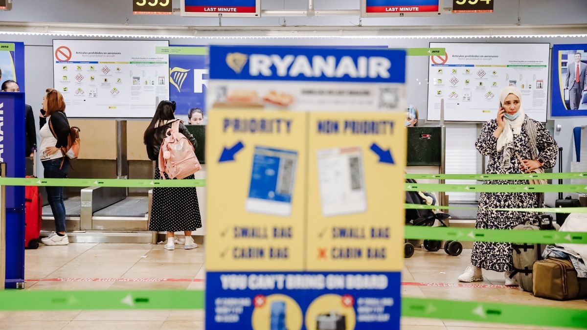 Terminal de Ryanair en el aeropuerto de Barajas.