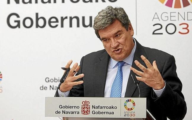 Jose Luis Escrivá alcanza un preacuerdo con las asociaciones de autónomos. | FOTO: IÑAKI PORTO Jose Luis Escrivá alcanza un preacuerdo con las asociaciones de autónomos. | FOTO: IÑAKI PORTO