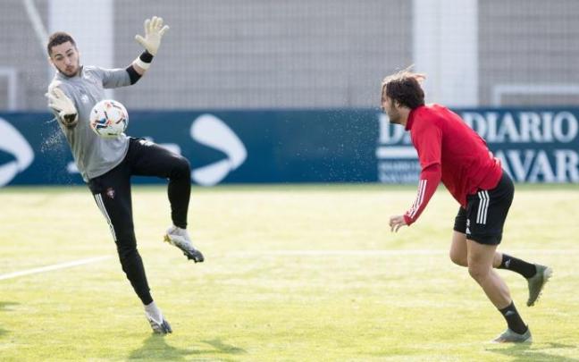 Iván Martínez, en un entrenamiento con el primer equipo.