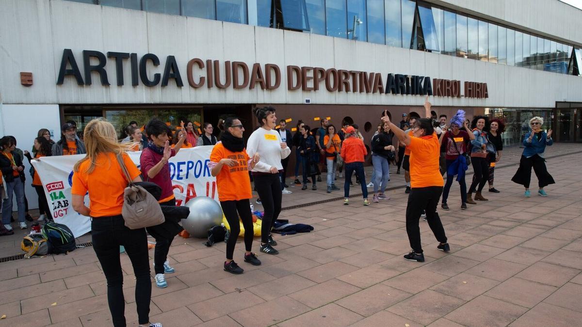 Cuarto día de huelga en gestión deportiva en Navarra