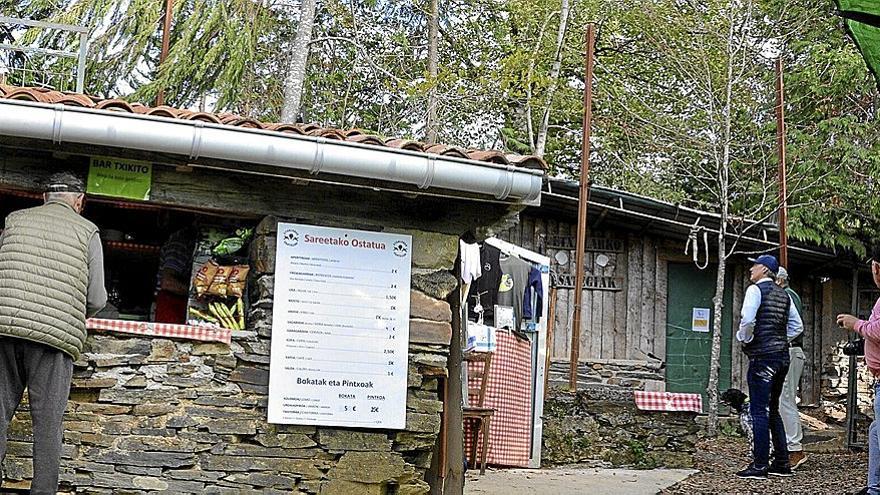 La “posada” existente en el collado de Yarmendi no contó esta vez con la nutrida asistencia de costumbre.