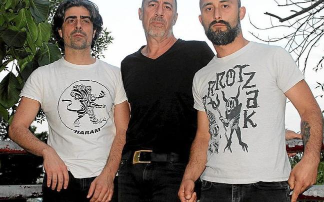 “Después de más de doce años juntos aún tenemos creatividad, ya que siempre tenemos ideas” “Después de más de doce años juntos aún tenemos creatividad, ya que siempre tenemos ideas”
