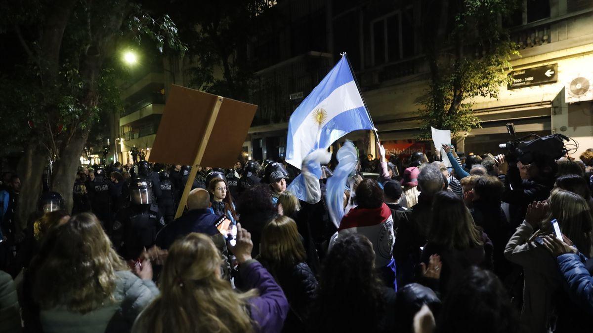 Manifestación por la vicepresidenta de Argentina, Cristina Fernández Kirchner, en Buenos Aires (Argentina).
