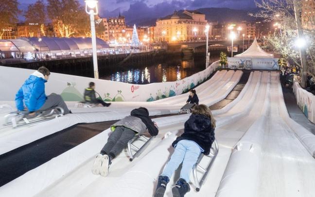 Izotz-pista eta txirrista instalatuko ditu berriz Bilbok.