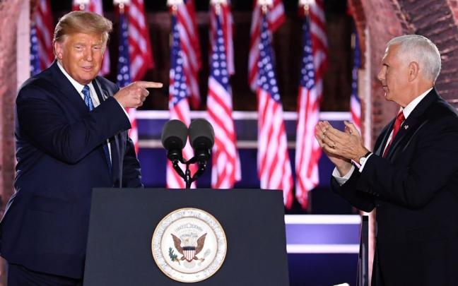 Donald Trump, junto a su vicepresidente, Mike Pence.
