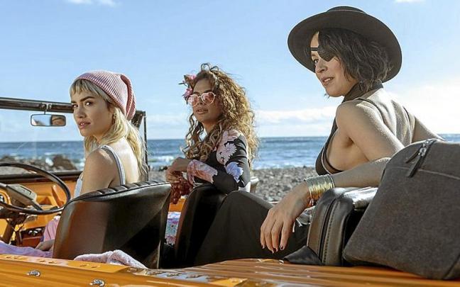 Lali Esp&oacute;sito, Yany Prado y Ver&oacute;nica S&aacute;nchez, en &lsquo;Sky Rojo&rsquo;.