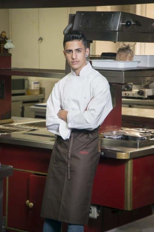 Delantal diseñado por Confecciones Beyfe.