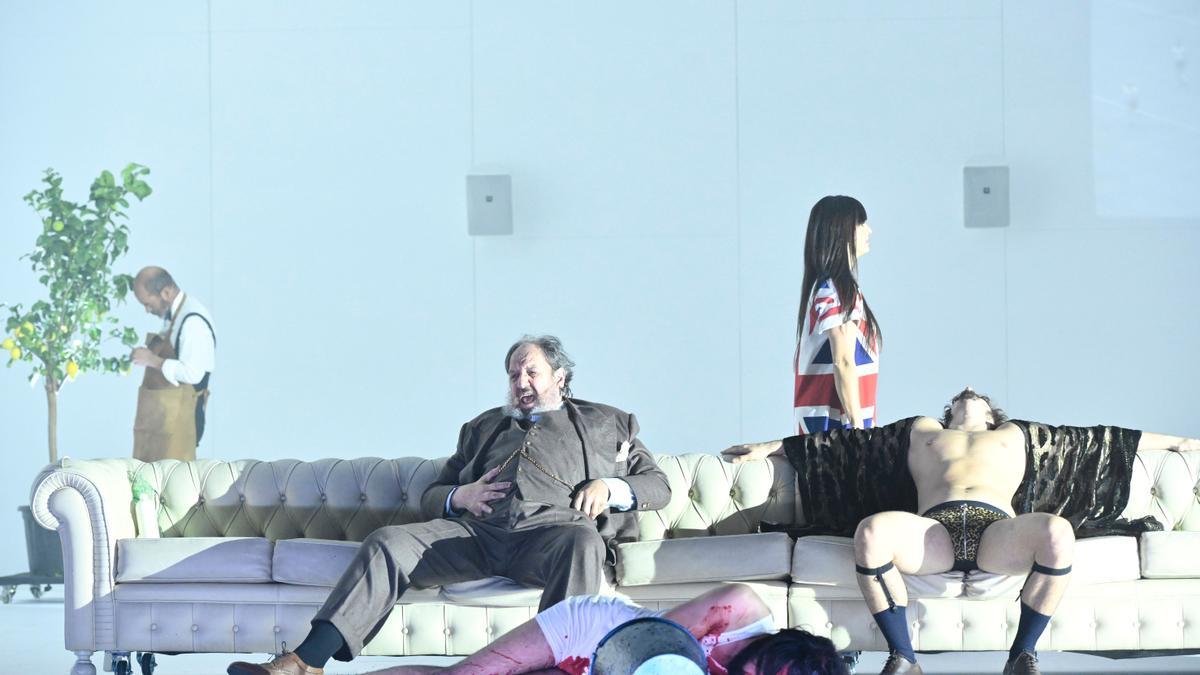 'Erresuma/Kingdom/Reino' es una producción del teatro Arriaga.