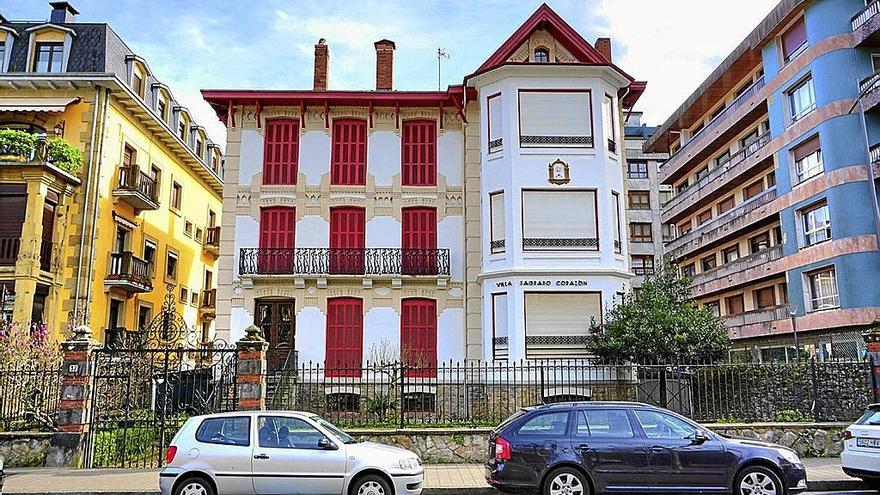 El edificio Villa Sagrado Corazón, donde está previsto construir 23 viviendas. | FOTO: N.G.