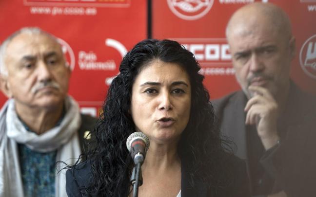 La secretaria general de CCOO en Valencia, Ana García, ayer junto a Álvarez y Sordo.