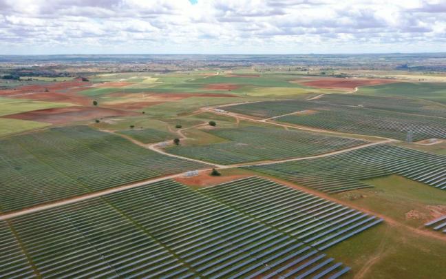 Imagen de una planta fotovoltaica. Imagen de una planta fotovoltaica.
