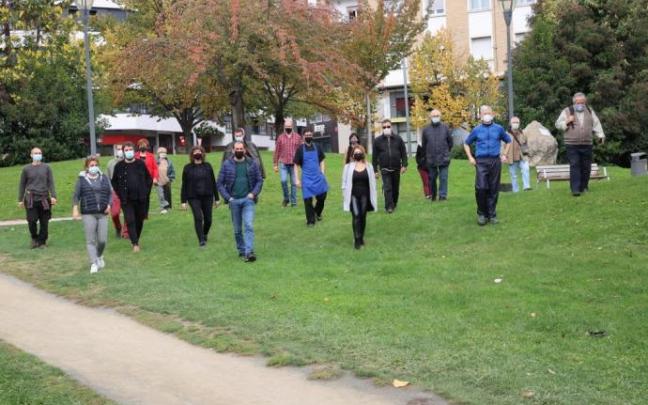 Vecinos y comerciantes de Azpilagaña y Milagrosa, contrarios al nuevo proyecto comercial en la avenida de Zaragoza.