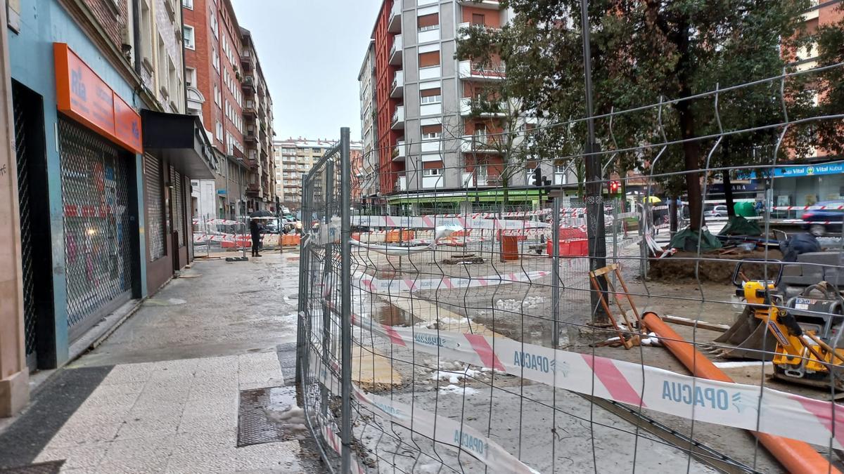 Expectación en Vitoria ante la reapertura del histórico bar