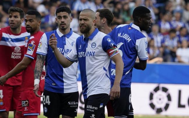 Víctor Laguardia, durante el partido disputado ante el Espanyol el pasado mes de mayo