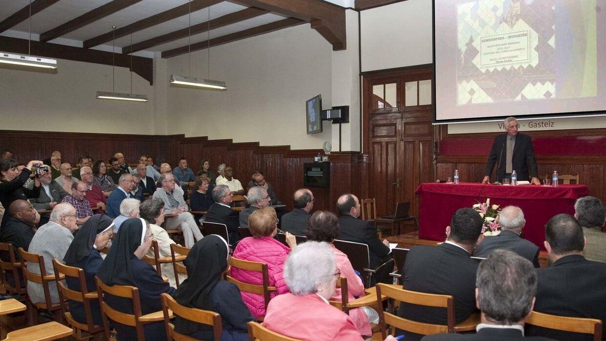 Inauguración de un curso de la Facultad de Teología.