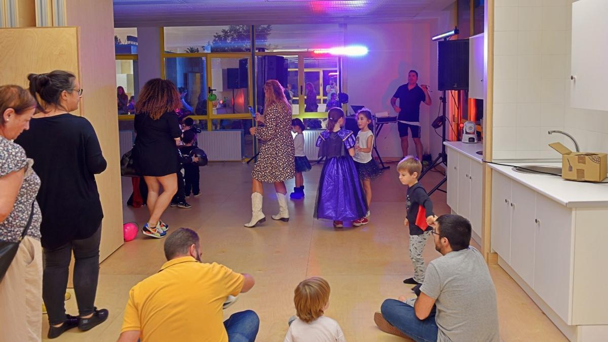 La reciente fiesta de Halloween acogió la inauguración del nuevo espacio infantil.