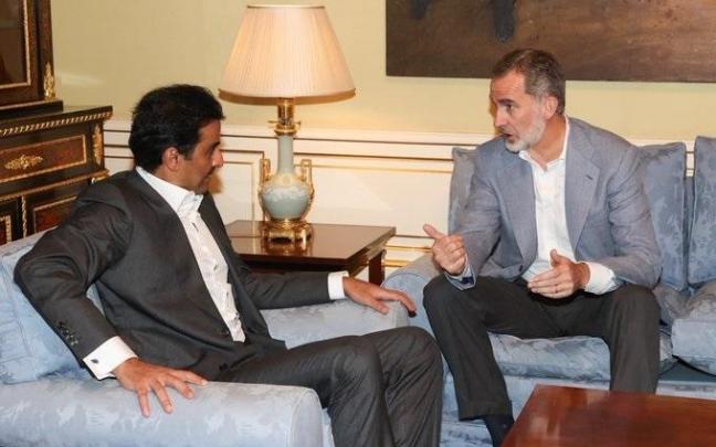 El Rey Felipe VI y el emir de Qatar