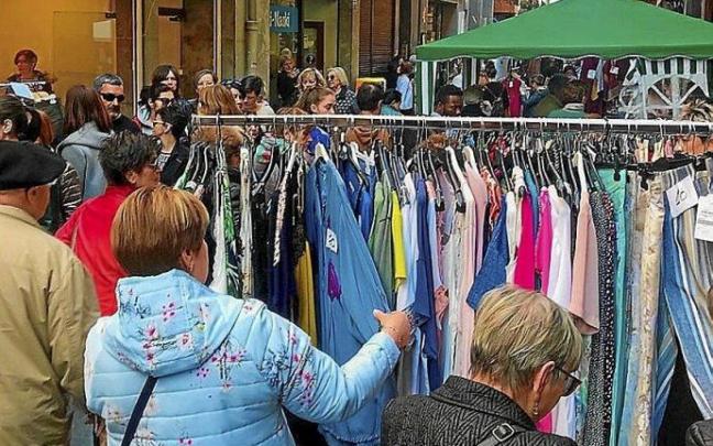 Una edición anterior de la Braderie. Una edición anterior de la Braderie.