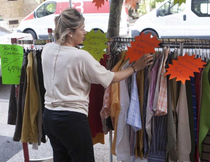 Feria de rebajas de la calle Gorbea.