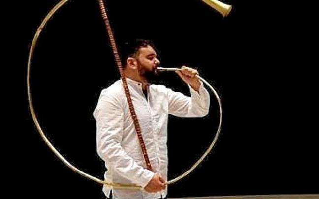 El músico gallego Abraham Cupeiro estará el miércoles en el Topic.