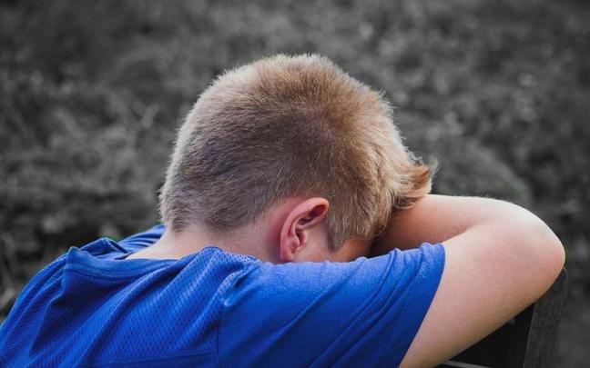 Los adolescentes que duermen menos de ocho horas tienen más probabilidades de tener sobrepeso u obesidad que los que duermen lo suficiente, Los adolescentes que duermen menos de ocho horas tienen más probabilidades de tener sobrepeso u obesidad que los que duermen lo suficiente,
