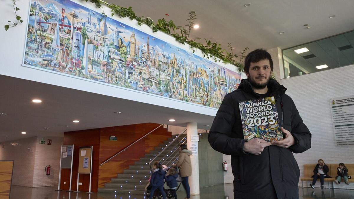 El puzzle, colgado en el hall del polideportivo del Valle de Aranguren, en Mutilva, y presente en el Libro Guinness de los Récords.