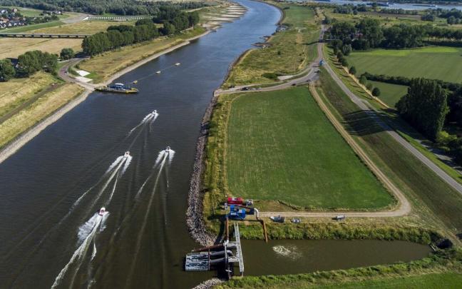 Canal de Pannerden en Países Bajos.