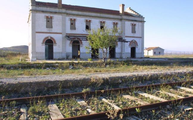 Antigua estación de Fitero en la línea Soria-Castejón Antigua estación de Fitero en la línea Soria-Castejón