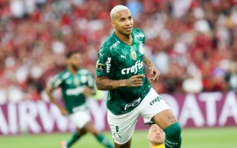 Deyverson, durante la final de la Copa Libertadores entre el Palmeiras y el Flamengo. Deyverson, durante la final de la Copa Libertadores entre el Palmeiras y el Flamengo.