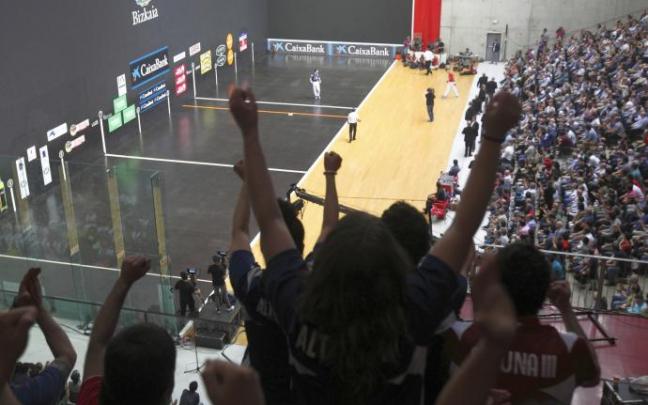 Imagen de un frontón Bizkaia lleno en un partido previo a la pandemia. Imagen de un frontón Bizkaia lleno en un partido previo a la pandemia.