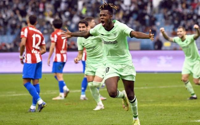 Nico Williams durante la semifinal de la Supercopa que enfrentó al Athletic contra el Atlético de Madrid
