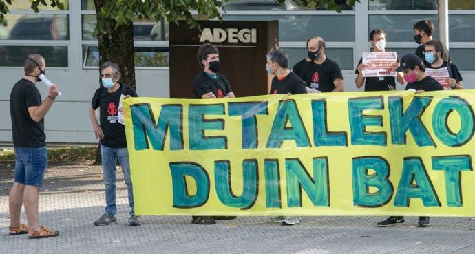 Concentración sindical para reclamar la actualización del convenio del Metal en Gipuzkoa.