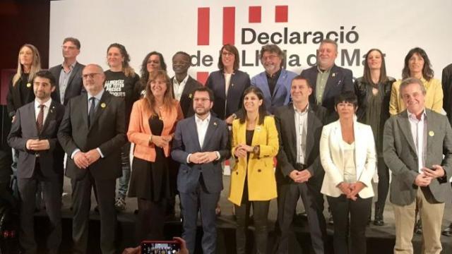 Representantes de los partidos firmantes de la Llotja de Mar