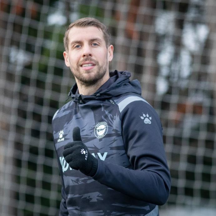 Florian Lejeune, durante un entrenamiento con el Alavés.