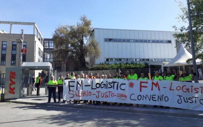 La plantilla de FM Logistic, en la factoría de Kybse en Ororbia.