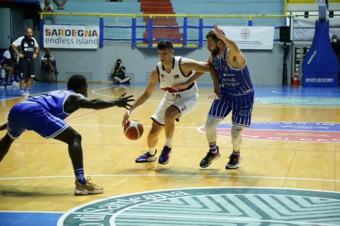 Fontecchio se quitó la espina de la semifinal y anotó 10 puntos ante el Dinamo Sassari