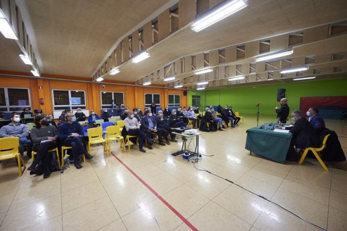 Imagen de la reunión vecinal del foro de barrio de San Jorge este jueves.