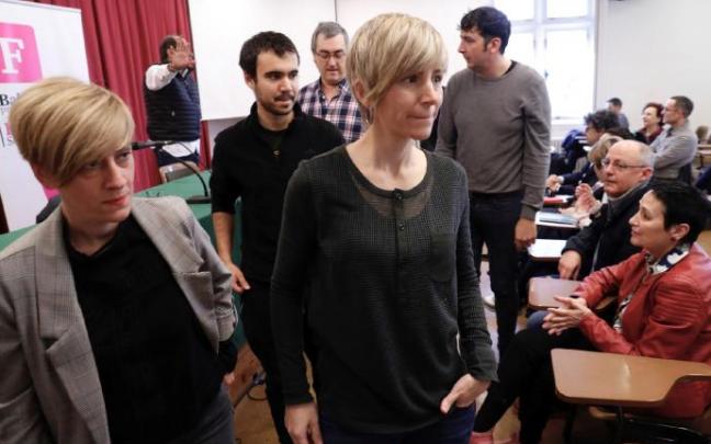 Encuentro impulsado por el Foro Social entre víctimas del terrorismo y familiares de presos. Encuentro impulsado por el Foro Social entre víctimas del terrorismo y familiares de presos.