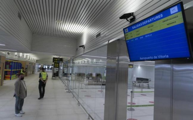 Interior del aeropuerto de Foronda Interior del aeropuerto de Foronda