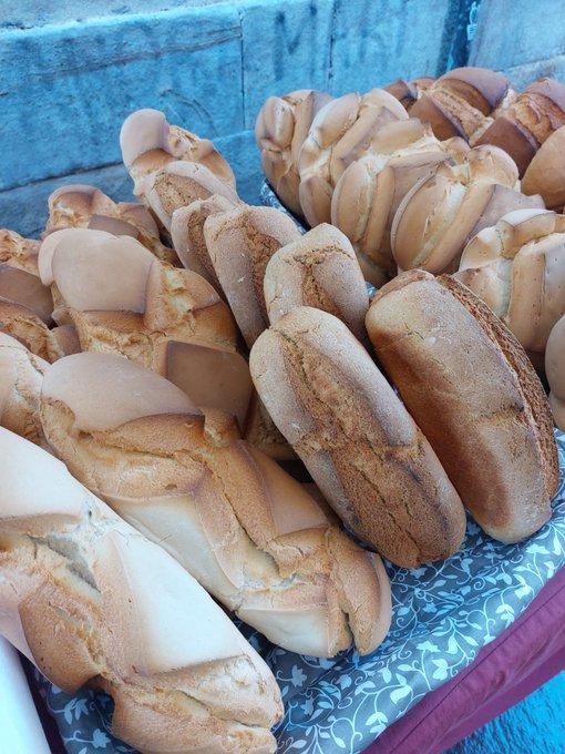 Empieza el Mercado de la Almendra, con nieve y sol a la vez