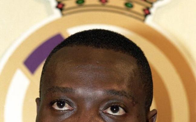 Freddy Rincón, el día de su presentación como jugador del Real Madrid.