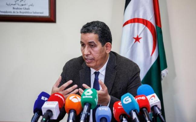 Abdulah Arabi en rueda de prensa. Abdulah Arabi en rueda de prensa.