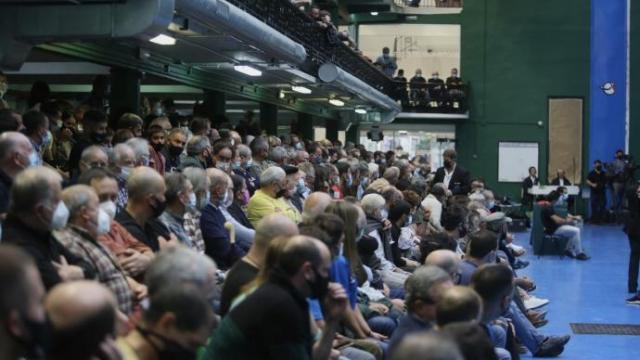 El público tendrá que presentar pasaporte covid y DNI al entrar al frontón. El público tendrá que presentar pasaporte covid y DNI al entrar al frontón.