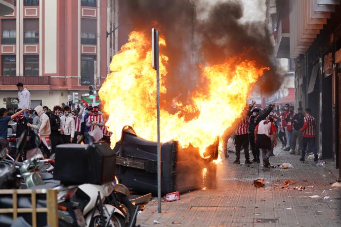 Imagen de los altercados de esta tarde en Bilbao.