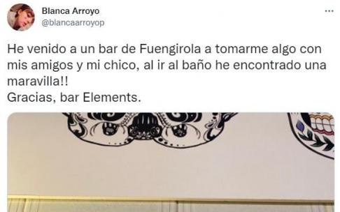 El tuit que escribió la usuaria del bar de Fuengirola sobre el cartel. El tuit que escribió la usuaria del bar de Fuengirola sobre el cartel.