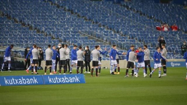 Imagen previa de un partido entre Real y Athletic la pasada temporada sin público.