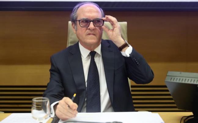 El Defensor del Pueblo, Ángel Gabilondo. El Defensor del Pueblo, Ángel Gabilondo.
