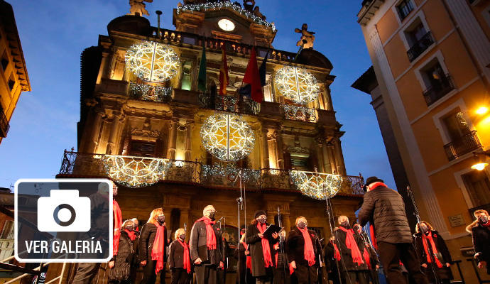 Pamplona enciende sus luces de Navidad