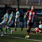 Nerea Nevado se lamenta de una acción frente al Betis.