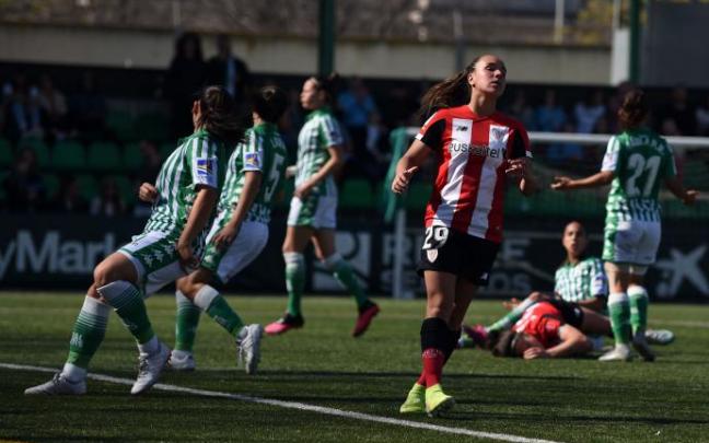 Nerea Nevado se lamenta de una acción frente al Betis. Nerea Nevado se lamenta de una acción frente al Betis.